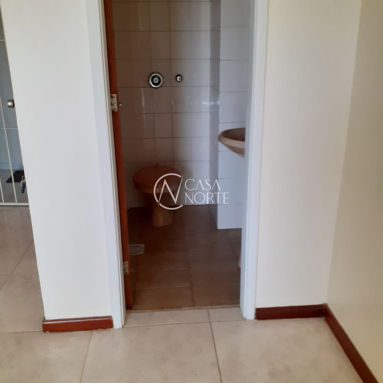 Sala Comercial à venda com 1 quarto, 30m², 1 vaga, Avenida Protásio Alves no bairro Petrópolis em Porto Alegre