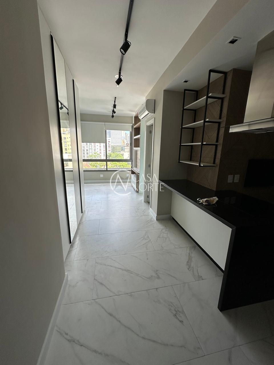 Apartamento à venda com 1 quarto, 40m², 1 suíte, 1 vaga, General Lima e Silva no bairro Cidade Baixa em Porto Alegre