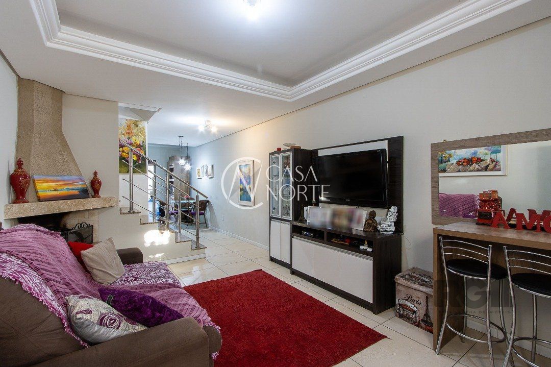 Casa à venda com 3 quartos, 87m², 1 suíte, 1 vaga, Rua Luzinete Alves Aragon no bairro Hípica em Porto Alegre