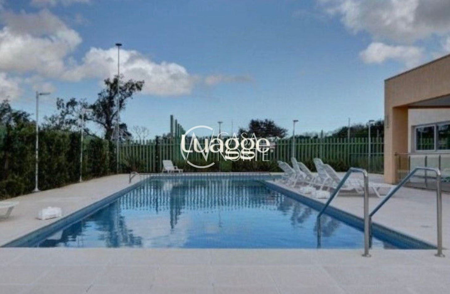 Terreno à venda  com 147m², Juca Batista no bairro Hípica em Porto Alegre