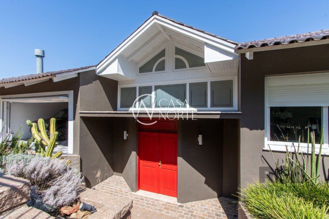 Casa à venda com 3 quartos, 621m², 1 suíte, 3 vagas, Rua Coronel Gomes de Carvalho no bairro Sétimo Céu em Porto Alegre