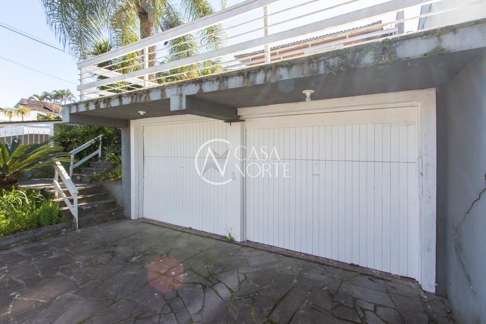 Casa à venda com 3 quartos, 450m², 3 suítes, 2 vagas, Avenida Celestino Bertolucci no bairro Aberta dos Morros em Porto Alegre