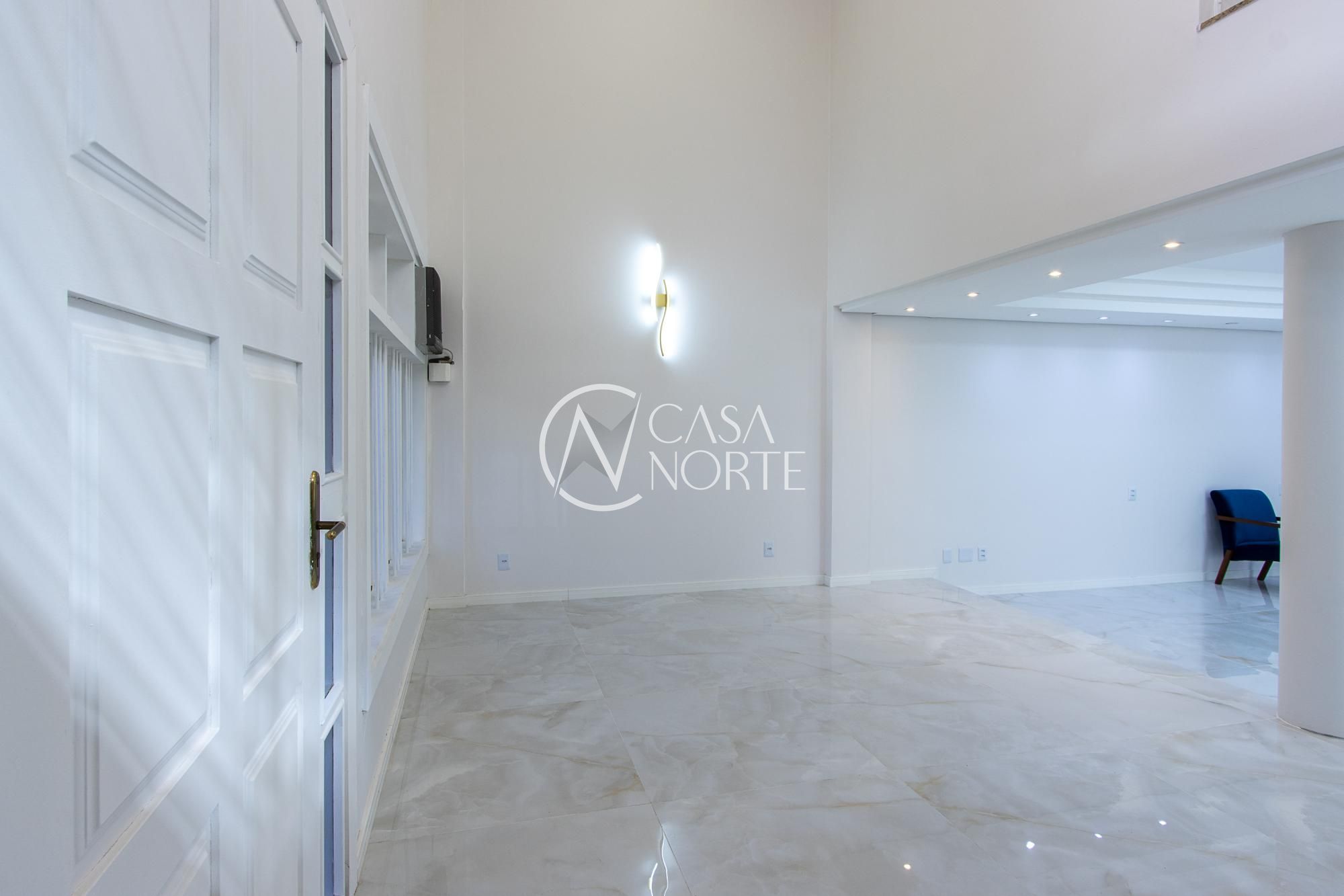 Prédio Comercial à venda com 5 quartos, 356m², 6 vagas, Rua João Berutti no bairro Chácara das Pedras em Porto Alegre