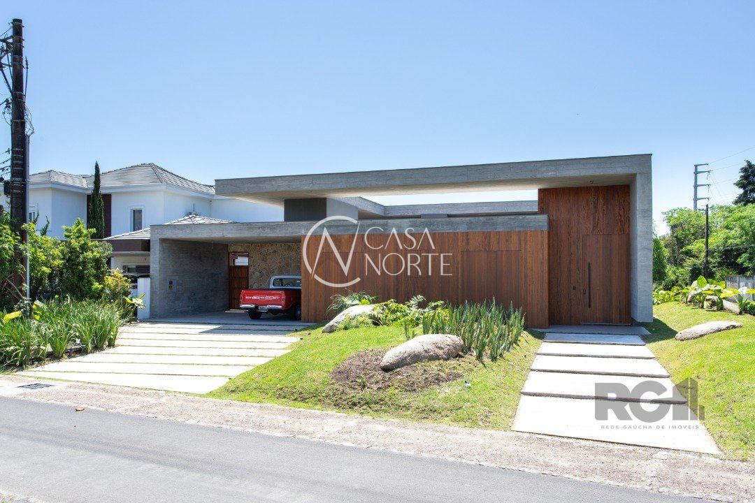 Casa de Condomínio à venda com 4 quartos, 389m², 4 suítes, 4 vagas, Avenida Juca Batista no bairro Terraville em Porto Alegre