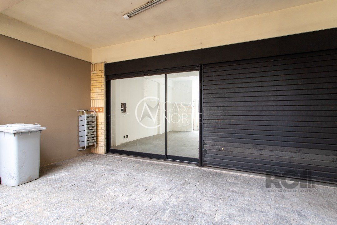 Loja à venda , 103m², 1 vaga, Rua Doutor Armando Barbedo no bairro Tristeza em Porto Alegre