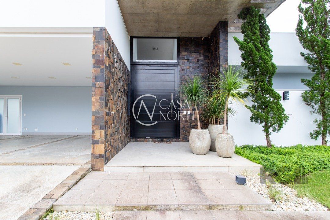 Casa de Condomínio à venda com 4 quartos, 450m², 4 suítes, 3 vagas, Avenida Juca Batista no bairro Chapéu do Sol em Porto Alegre