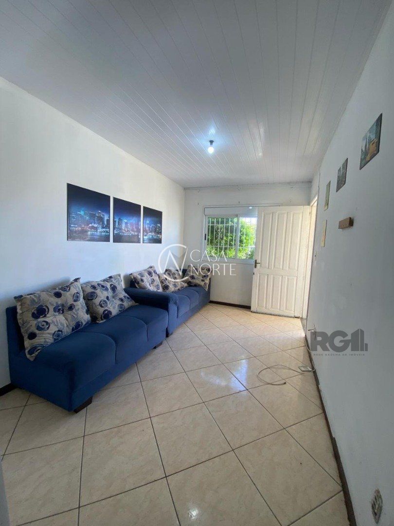 Casa à venda com 3 quartos, 89m², 1 suíte, 2 vagas, Rua Ruth Totta no bairro Hípica em Porto Alegre