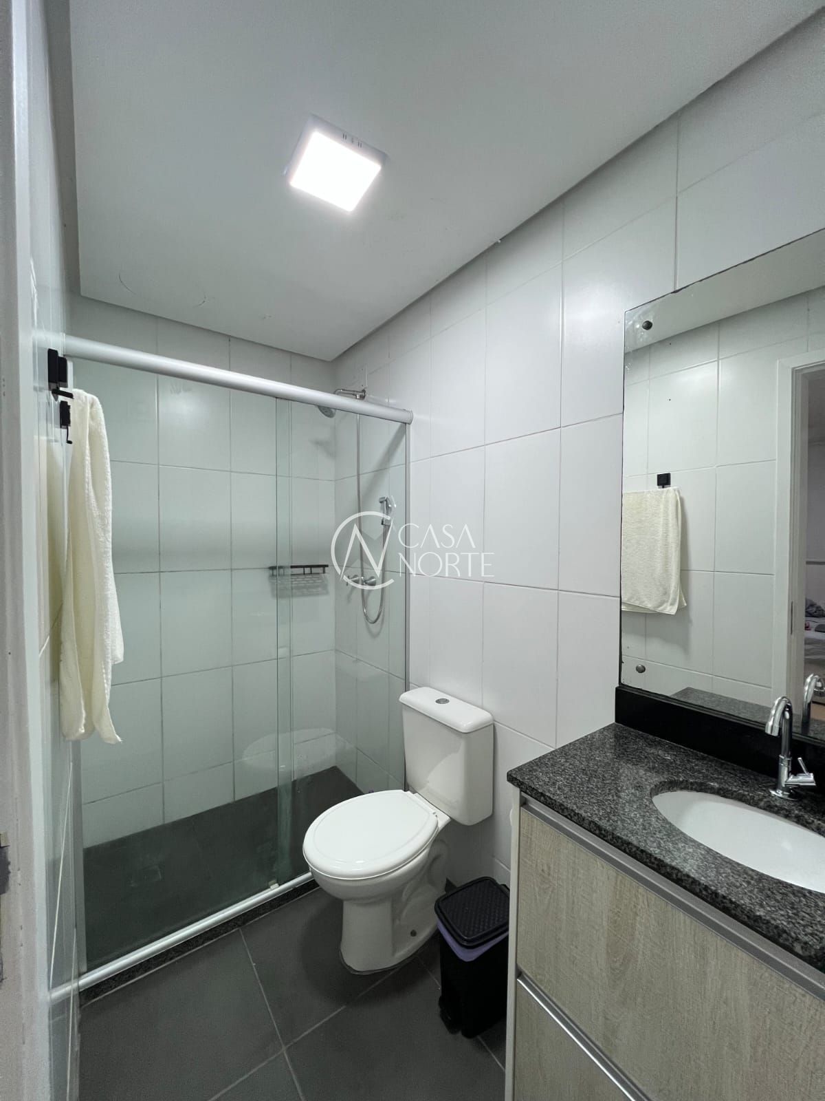 Apartamento à venda com 2 quartos, 52m², 1 suíte, 1 vaga, Rua Monte Arraes no bairro Nonoai em Porto Alegre