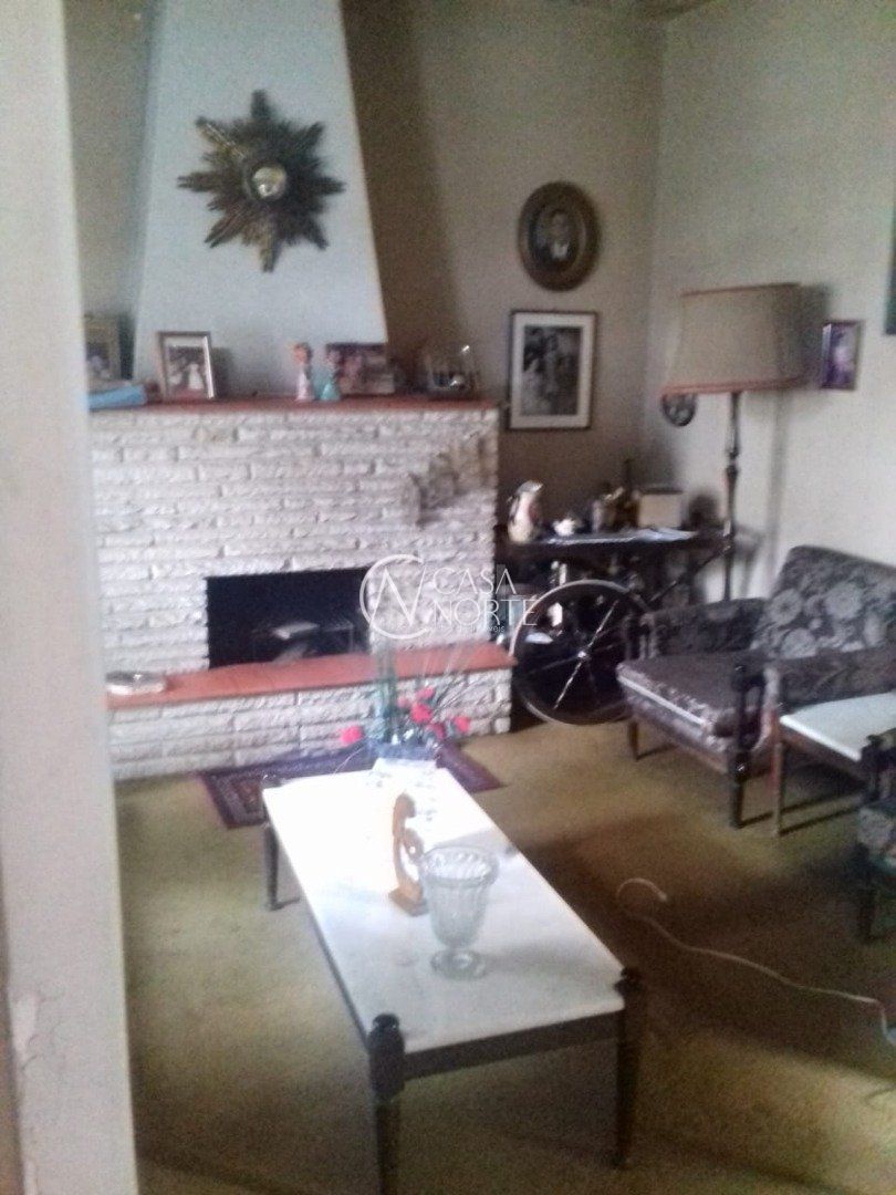 Terreno à venda  com 285m², Rua Antenor Lemos no bairro Menino Deus em Porto Alegre