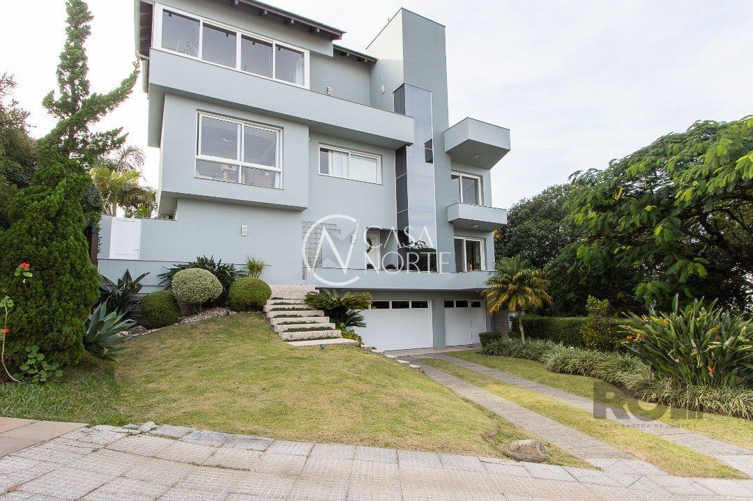 Casa de Condomínio à venda com 3 quartos, 700m², 1 suíte, 4 vagas, Rua Alcebíades Antônio dos Santos no bairro Nonoai em Porto Alegre