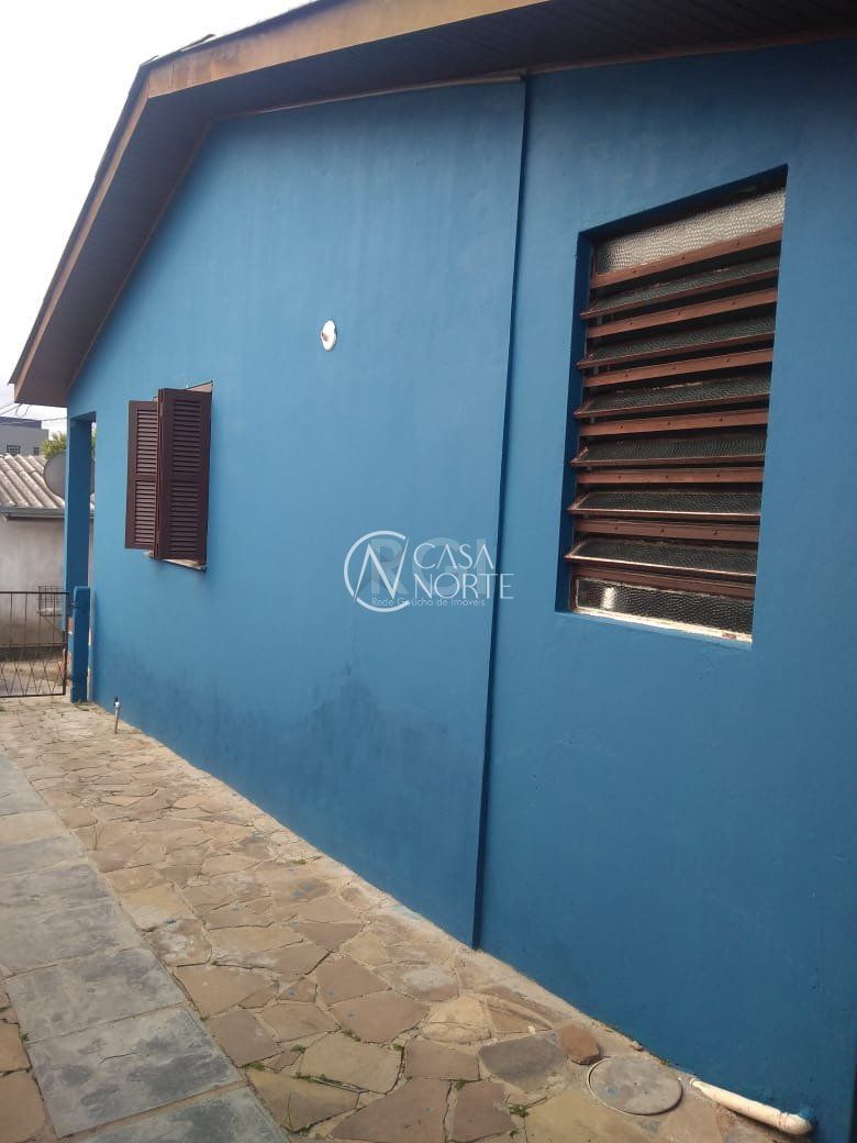 Casa à venda com 2 quartos, 53m², 3 vagas, Rua Padre João Batista Reus no bairro Vila Conceição em Porto Alegre