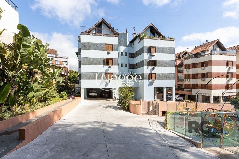 Apartamento à venda com 3 quartos, 85m², 1 suíte, 3 vagas, Rua Dea Coufal no bairro Ipanema em Porto Alegre