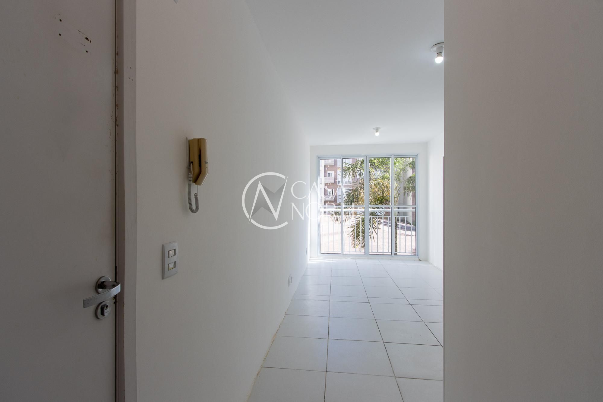 Apartamento à venda com 2 quartos, 57m², 1 suíte, 1 vaga, Walton Pontes Carpes no bairro Cavalhada em Porto Alegre