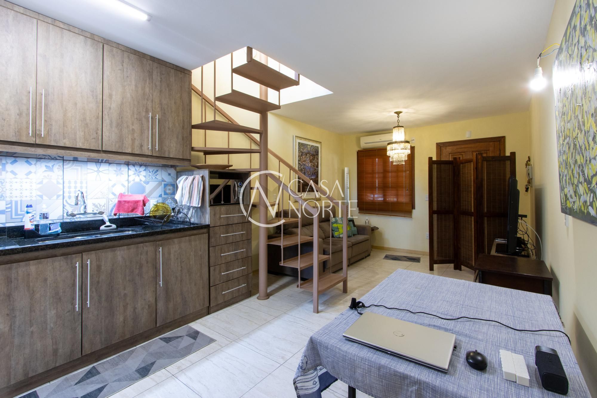 Casa de Condomínio à venda com 3 quartos, 93m², 1 vaga, Rua Padre João Batista Reus no bairro Vila Conceição em Porto Alegre