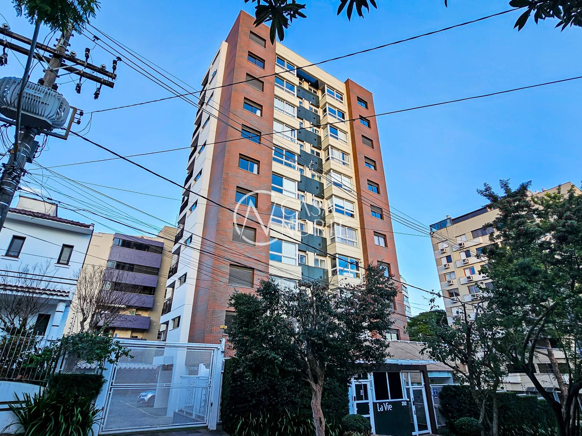 Apartamento à venda com 2 quartos, 69m², 1 suíte, 2 vagas, Rua Borges do Canto no bairro Petrópolis em Porto Alegre