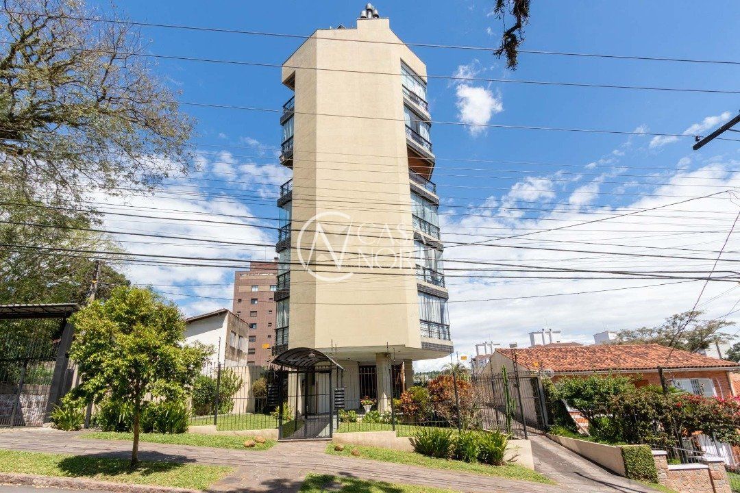 Cobertura à venda com 2 quartos, 157m², 2 vagas, Rua Doutor Barcelos no bairro Tristeza em Porto Alegre