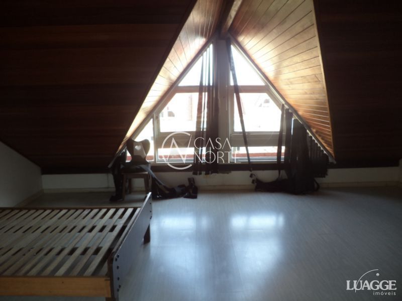 Casa de Condomínio à venda com 3 quartos, 118m², 1 suíte, 2 vagas, Avenida Cai no bairro Cristal em Porto Alegre