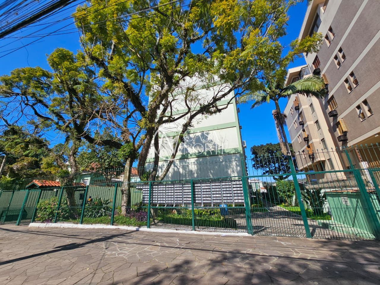 Apartamento à venda com 2 quartos, 57m², Rua Doutor Barcelos no bairro Tristeza em Porto Alegre