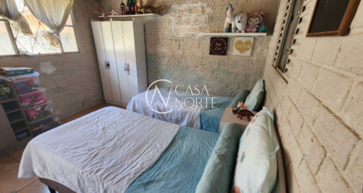 Casa à venda com 3 quartos, 50m², 1 vaga, Rua Carlos Wilson Schröder no bairro Hípica em Porto Alegre