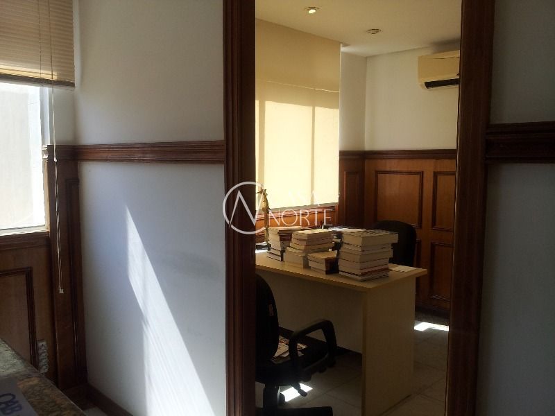 Sala Comercial à venda , 70m², Rua Doutor Flores no bairro Centro Histórico em Porto Alegre