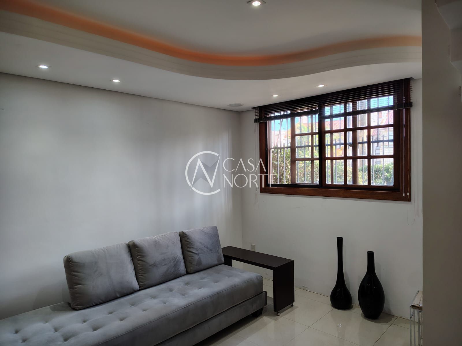 Casa à venda com 3 quartos, 203m², 1 suíte, 2 vagas, Rua Doutor Pitrez no bairro Ipanema em Porto Alegre