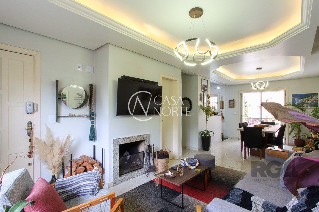 Casa à venda com 2 quartos, 122m², 2 suítes, 1 vaga, Rua Guatambu no bairro Hípica em Porto Alegre