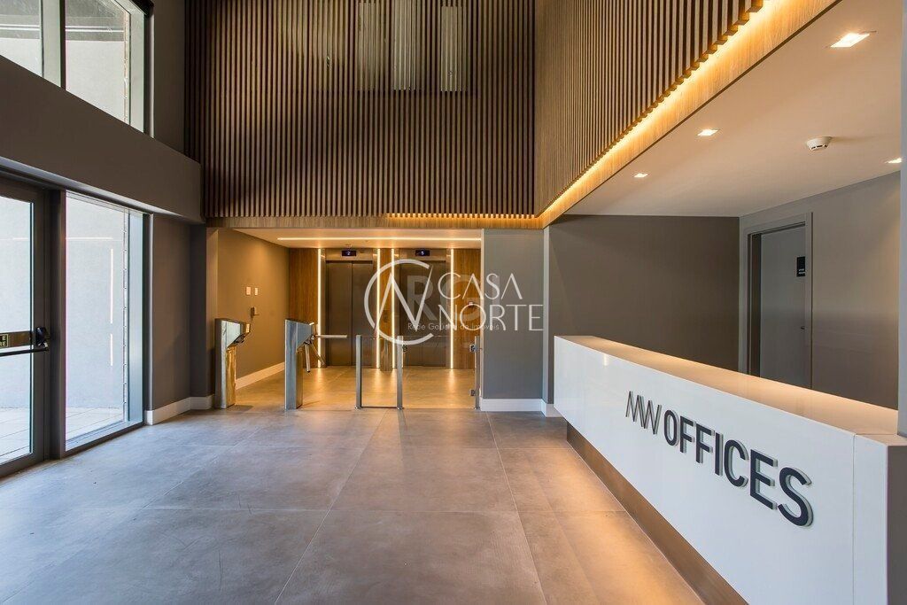 Sala Comercial à venda , 32m², Avenida Wenceslau Escobar no bairro Tristeza em Porto Alegre