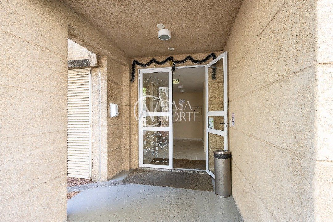 Apartamento à venda com 3 quartos, 61m², 1 suíte, 1 vaga, Avenida Juca Batista no bairro Cavalhada em Porto Alegre