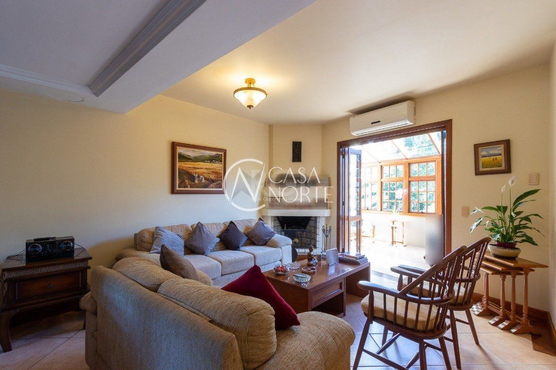 Casa de Condomínio à venda com 4 quartos, 317m², 3 suítes, 2 vagas, Rua Padre João Batista Reus no bairro Vila Conceição em Porto Alegre