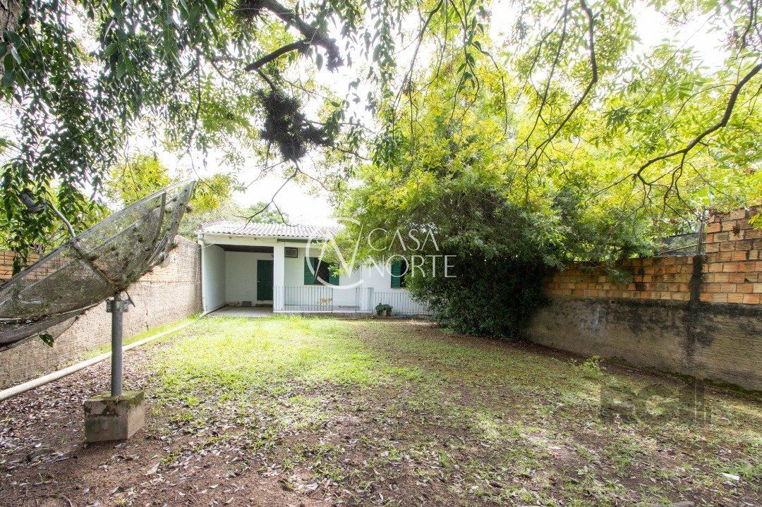 Casa à venda com 2 quartos, 100m², 8 vagas, Rua Dorival Castilhos Machado no bairro Aberta dos Morros em Porto Alegre