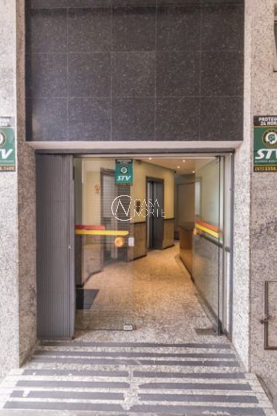 Sala Comercial à venda com 1 quarto, 21m², Avenida Assis Brasil no bairro Passo da Areia em Porto Alegre