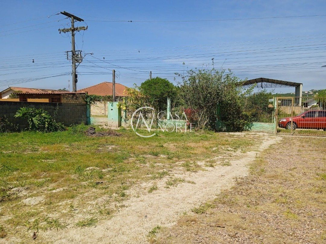 Casa à venda com 2 quartos, 72m², 2 suítes, Rua Oito Mil e Treze no bairro Lageado em Porto Alegre