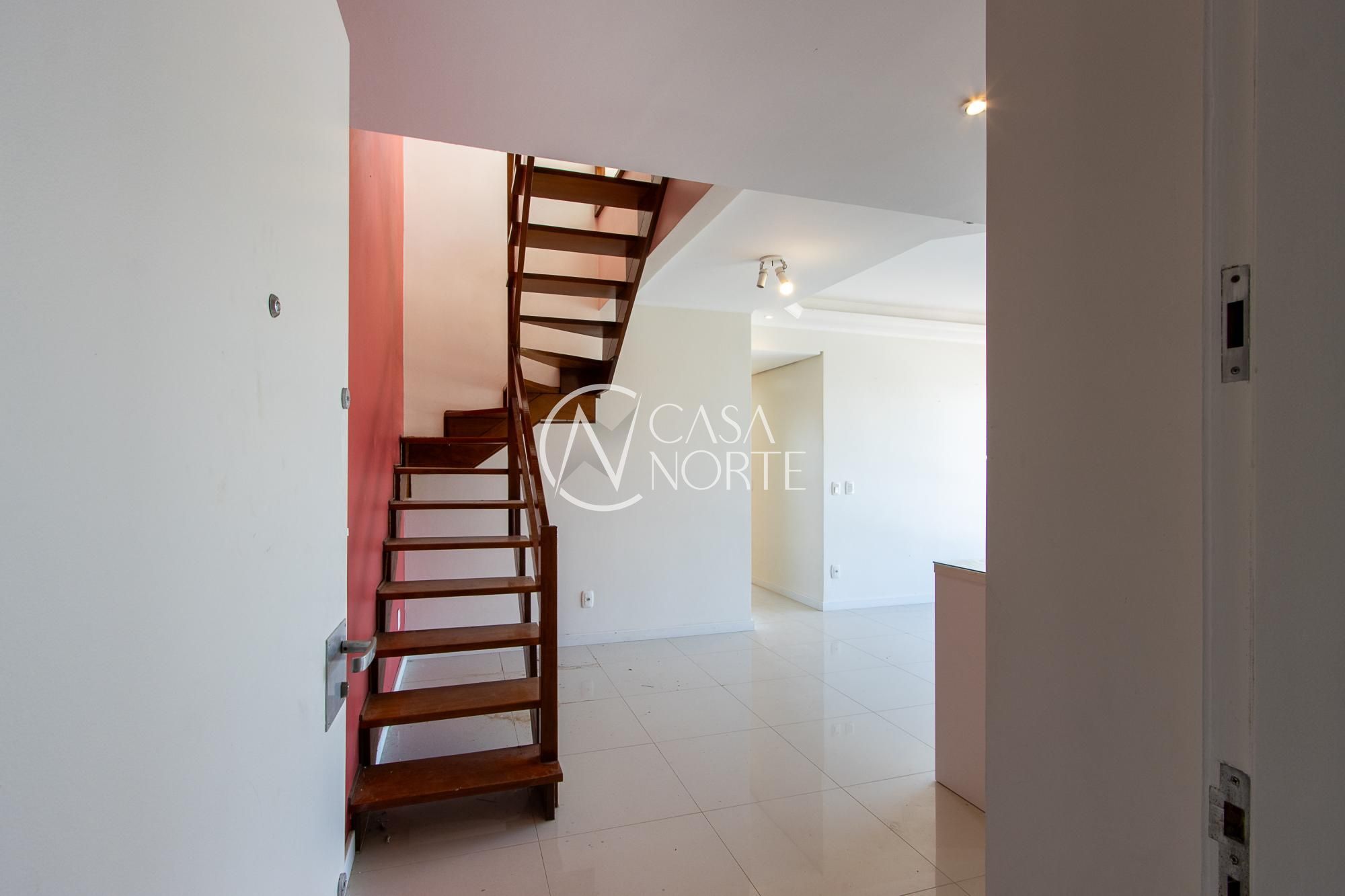 Cobertura à venda com 3 quartos, 150m², 1 suíte, 2 vagas, Rua Coronel Massot no bairro Cristal em Porto Alegre