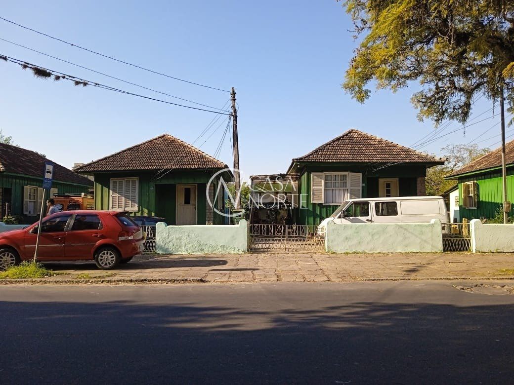 Terreno à venda  com 600m², Rua Doutor Pereira Neto no bairro Tristeza em Porto Alegre