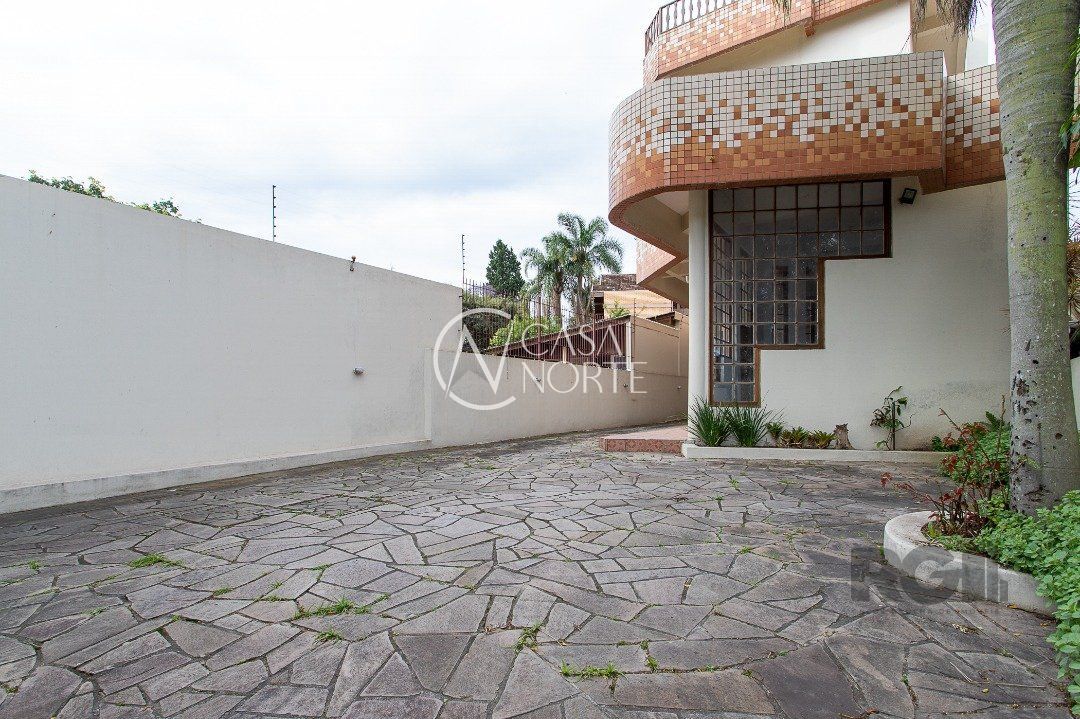 Prédio Comercial à venda , 574m², Avenida Coronel Marcos no bairro Pedra Redonda em Porto Alegre