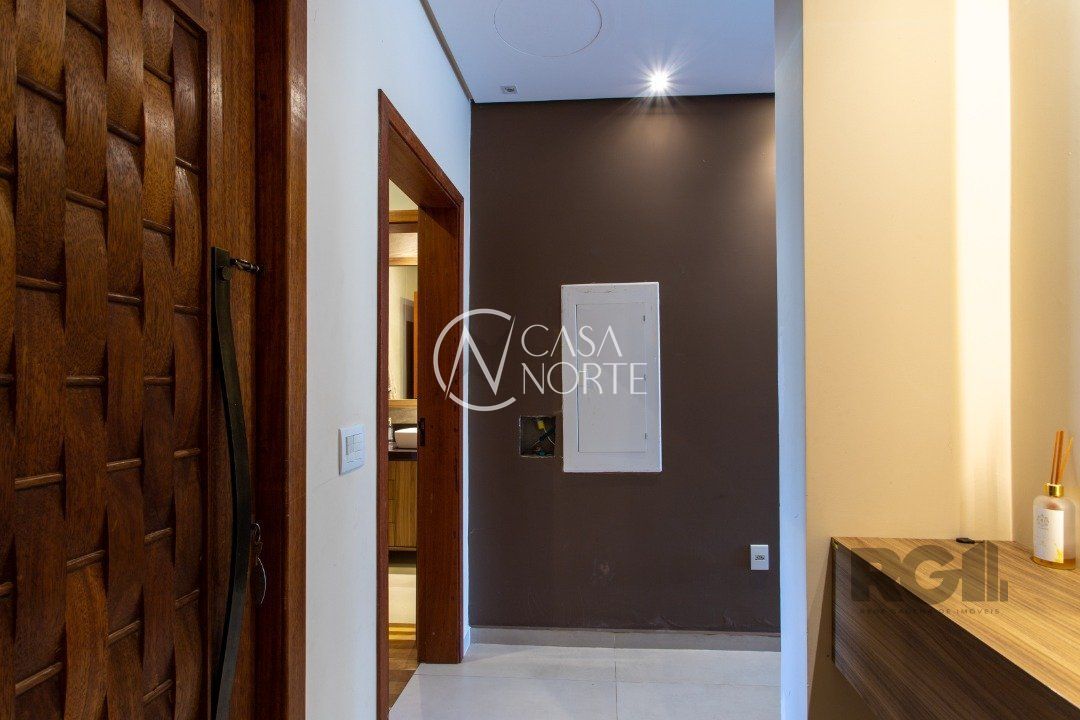 Casa de Condomínio à venda com 4 quartos, 226m², 4 suítes, 2 vagas, Avenida Juca Batista no bairro Terraville em Porto Alegre