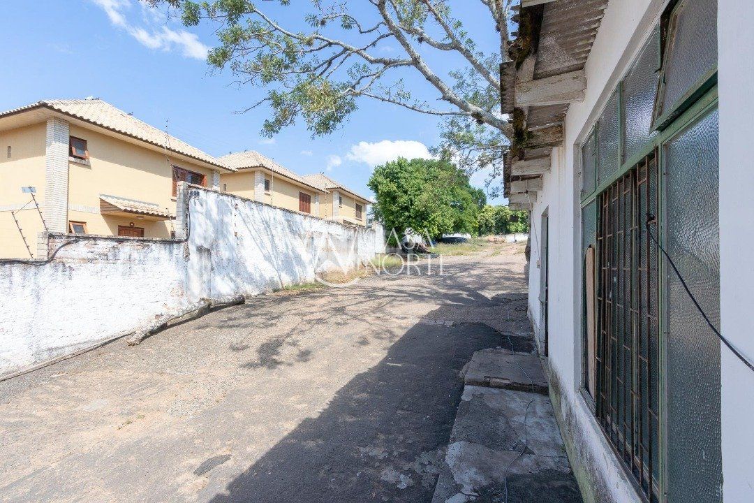 Terreno à venda  com 1925m², Rua Doutor Barcelos no bairro Tristeza em Porto Alegre