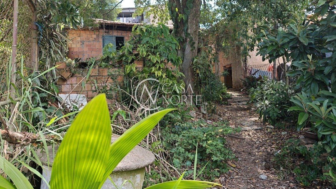 Casa à venda com 3 quartos, 50m², Rua Marquês do Maricá no bairro Vila Nova em Porto Alegre