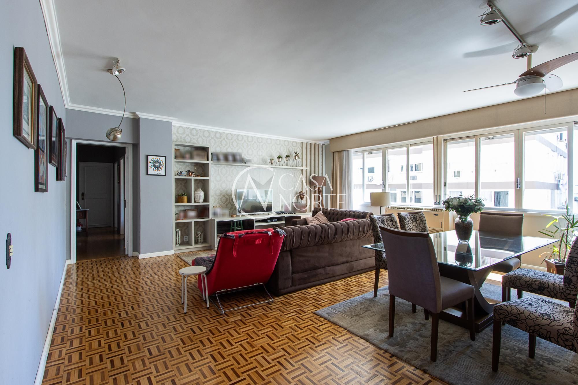 Apartamento à venda com 3 quartos, 168m², 1 suíte, 1 vaga, Rua Garibaldi no bairro Independência em Porto Alegre