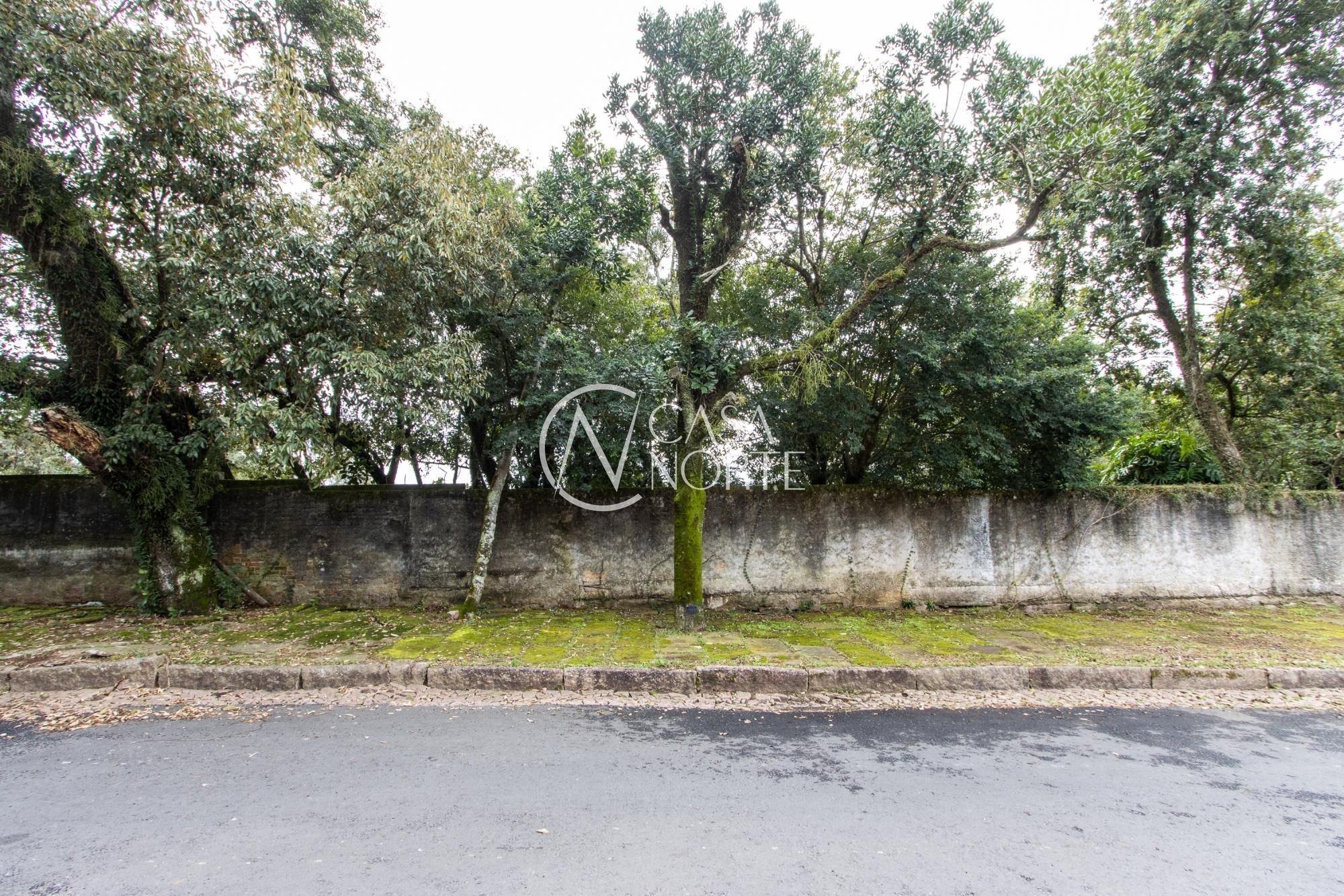 Terreno à venda  com 300m², Rua Charruas no bairro Espírito Santo em Porto Alegre