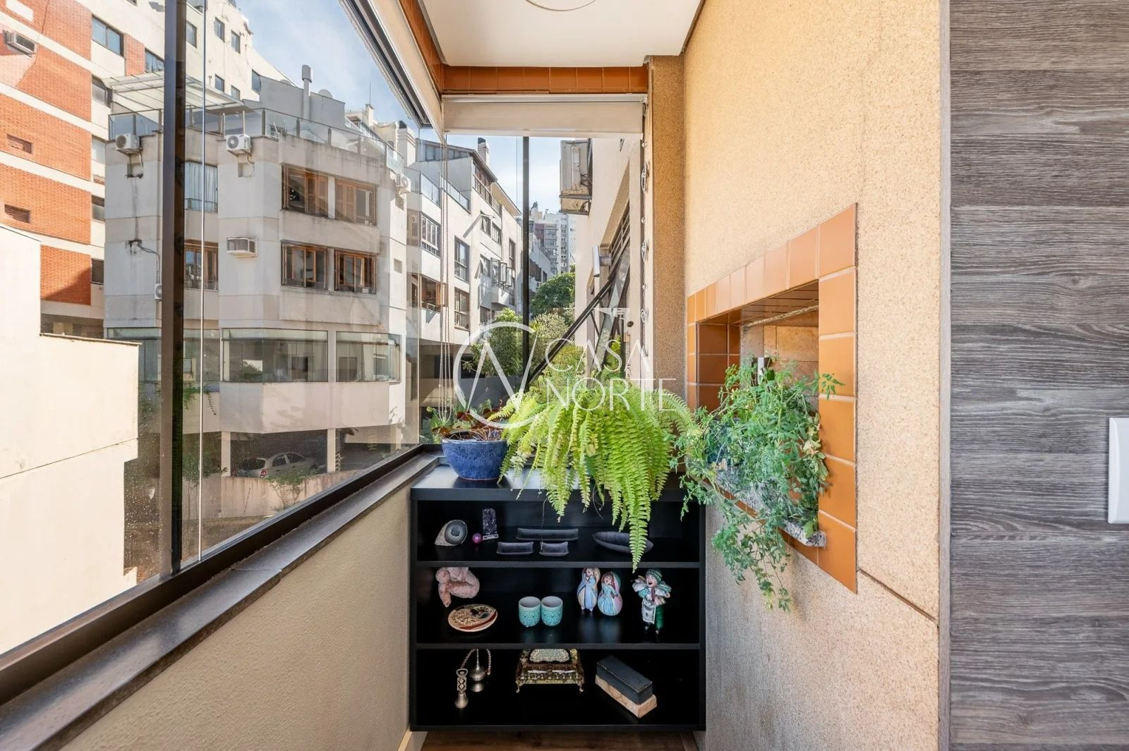 Apartamento à venda com 2 quartos, 77m², 1 suíte, 2 vagas, Rua Barão de Ubá no bairro Bela Vista em Porto Alegre
