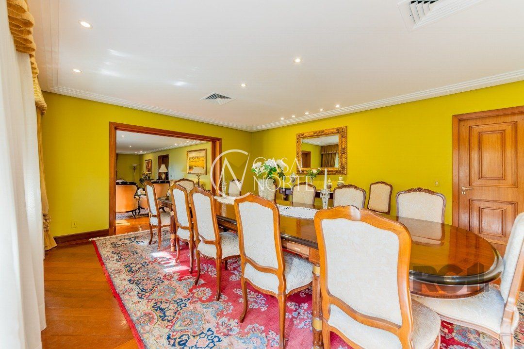 Apartamento à venda com 4 quartos, 776m², 4 suítes, 5 vagas, Rua Engenheiro Álvaro Nunes Pereira no bairro Moinhos de Vento em Porto Alegre