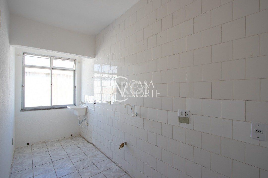 Apartamento à venda com 2 quartos, 52m², 1 vaga, Rua Joaquim de Carvalho no bairro Vila Nova em Porto Alegre