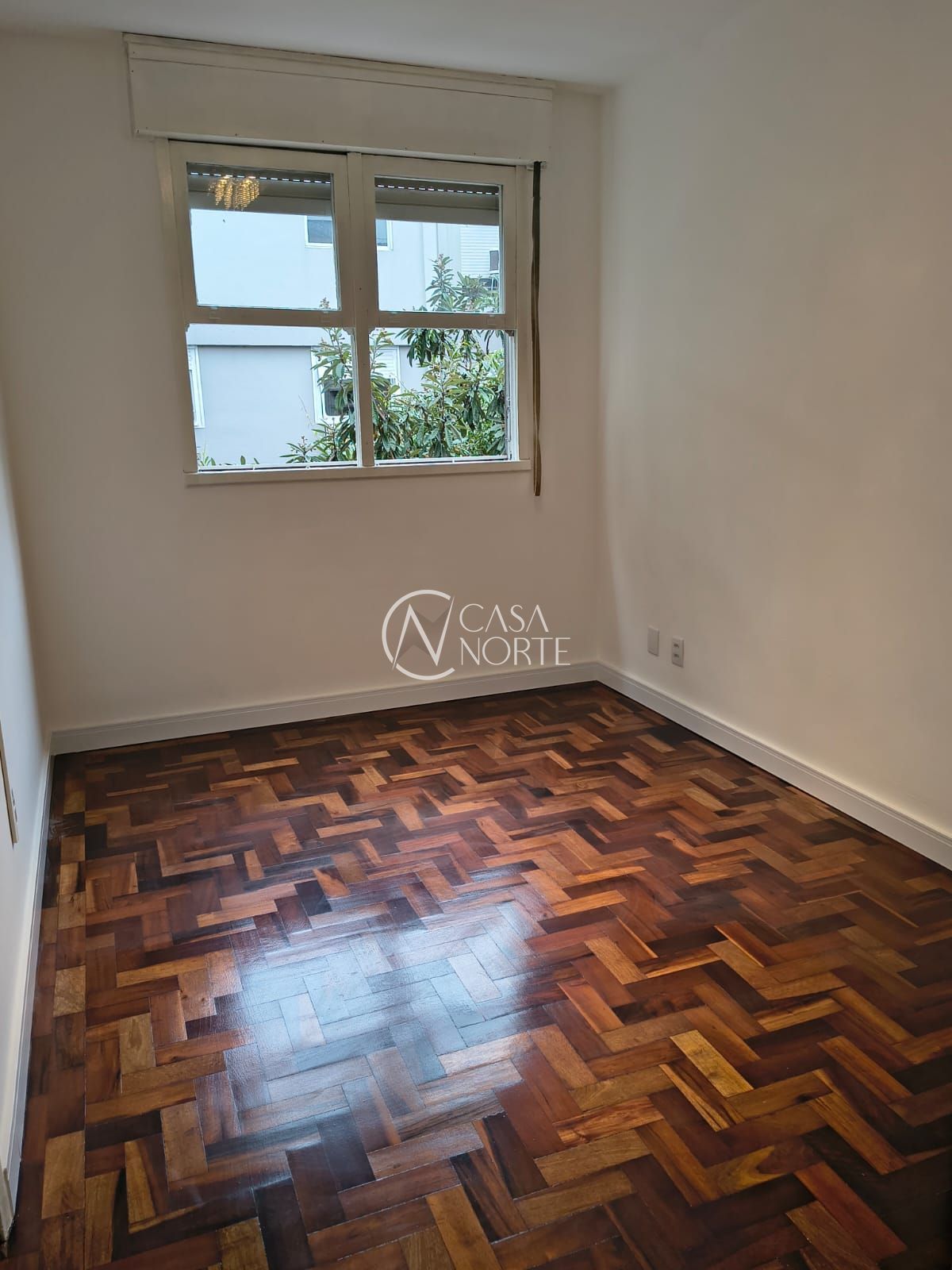 Apartamento à venda com 2 quartos, 48m², 1 vaga, Rua Zeferino Dias no bairro Sarandi em Porto Alegre
