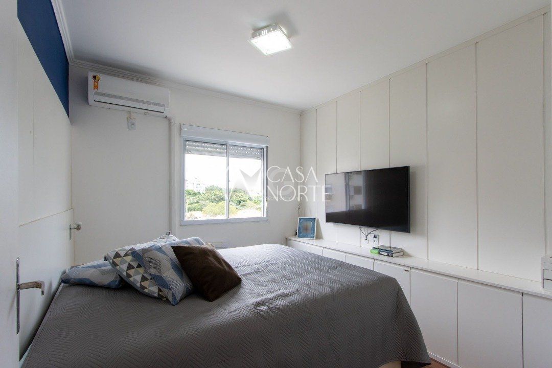 Apartamento à venda com 2 quartos, 50m², 1 vaga, Rua Joaquim de Carvalho no bairro Vila Nova em Porto Alegre