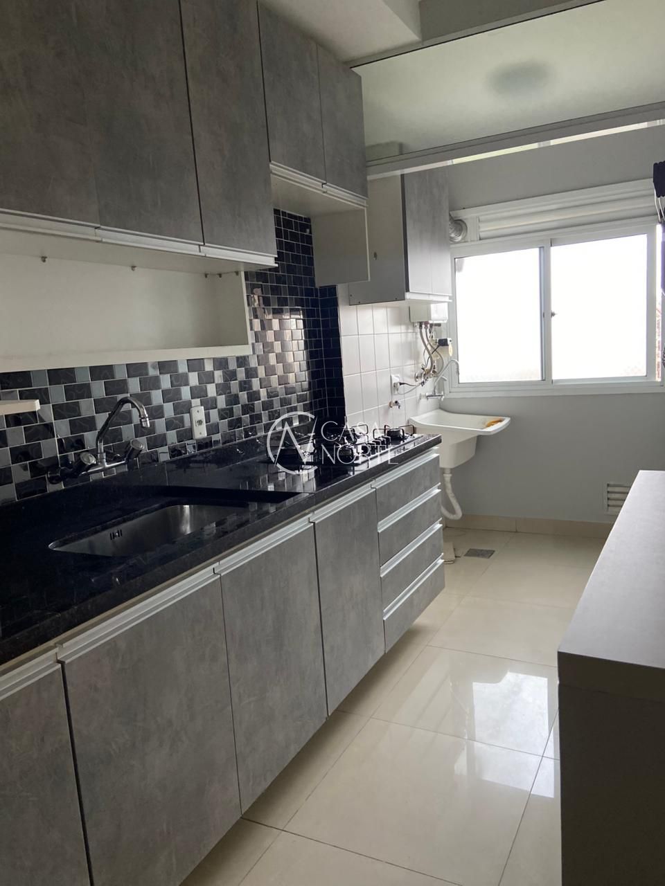Apartamento à venda com 2 quartos, 61m², 1 suíte, 1 vaga, Avenida Sertório no bairro Sarandi em Porto Alegre