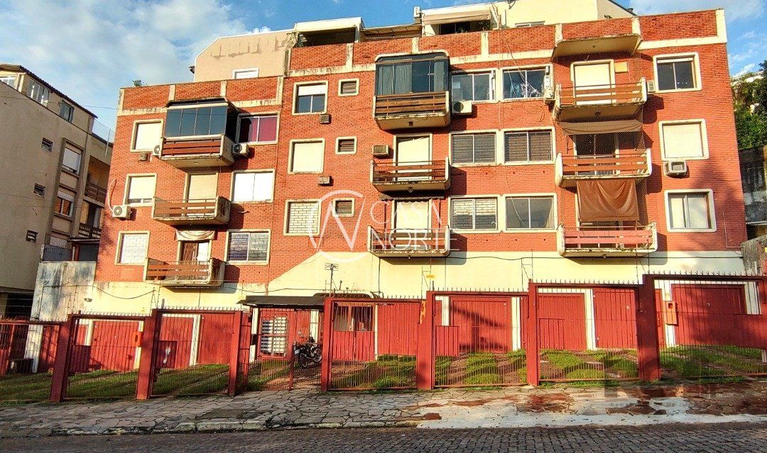 Apartamento à venda com 1 quarto, 43m², 2 vagas, Rua Sepe Tiaraju - Ate 828 - Lado Par no bairro Santa Tereza em Porto Alegre