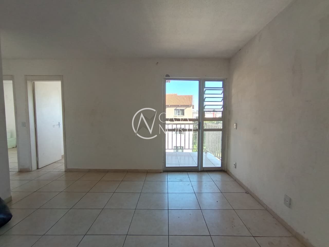 Apartamento à venda com 2 quartos, 45m², 1 vaga, Rua Laranjeiras no bairro Restinga em Porto Alegre