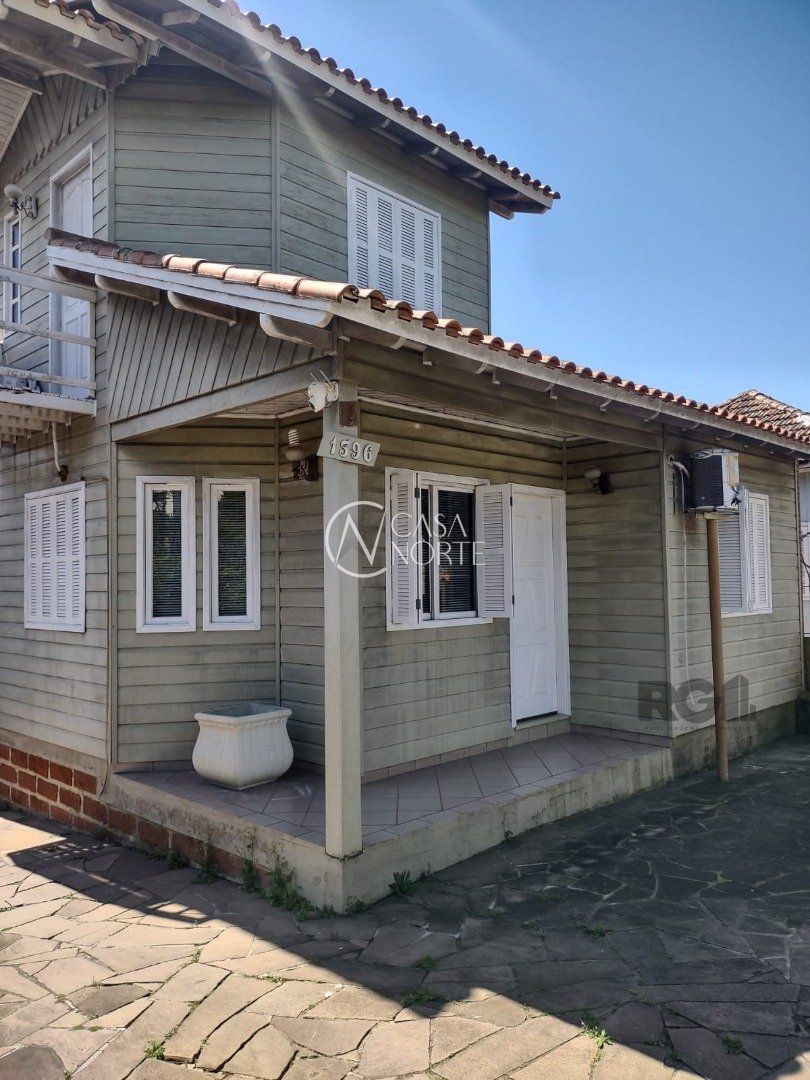 Terreno à venda  com 1632m², Rua Doutor Pereira Neto no bairro Tristeza em Porto Alegre