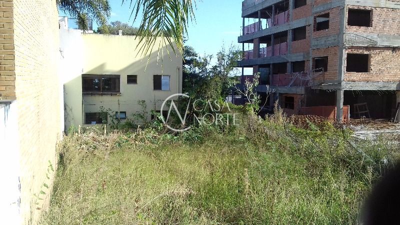 Terreno à venda  com 297m², Rua Doutor Possidonio Cunha no bairro Vila Assunção em Porto Alegre